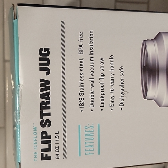 🆕Stanley Ice Flow Flip Straw 64 oz. Jug - Picture 5 of 5